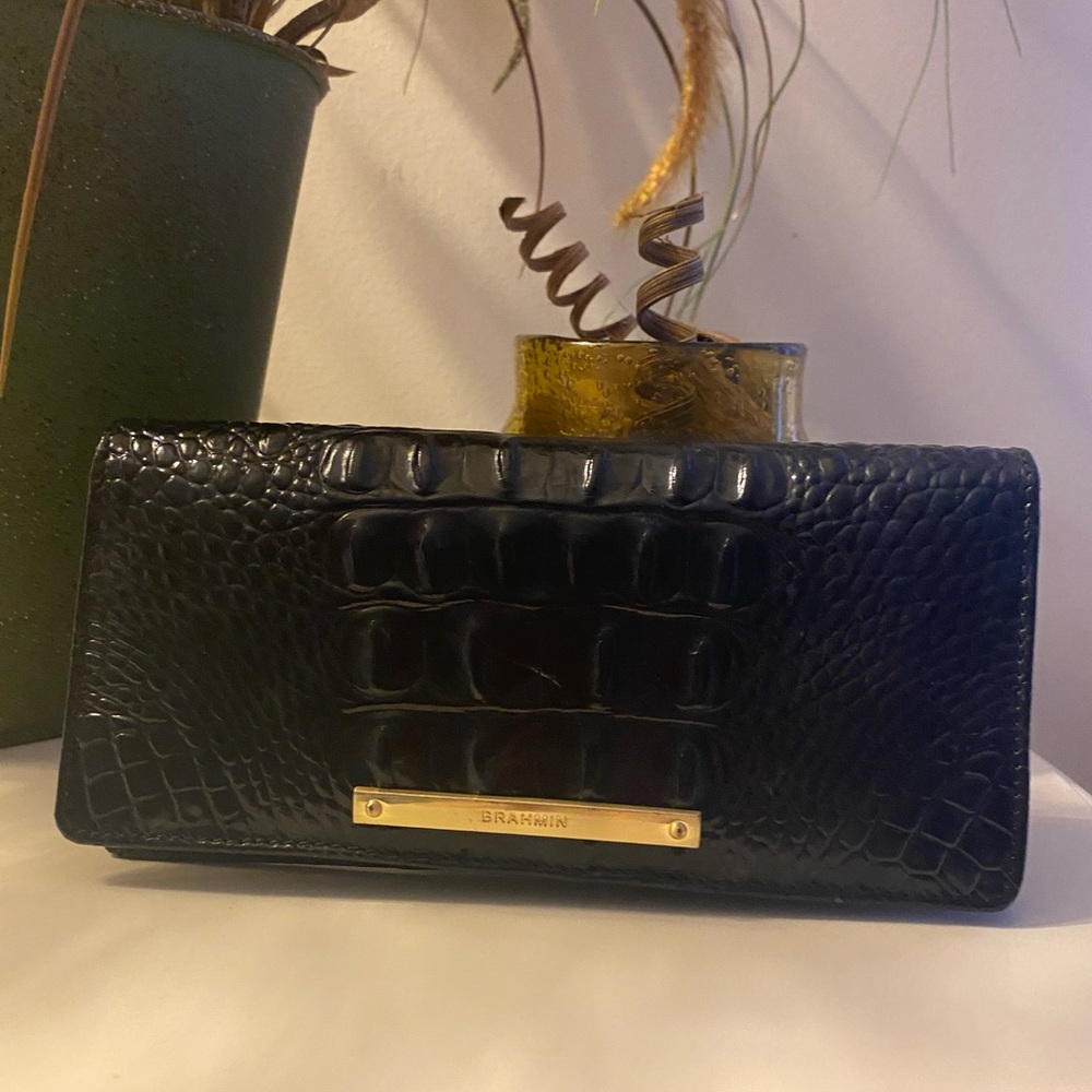 Brahmin black wallet
